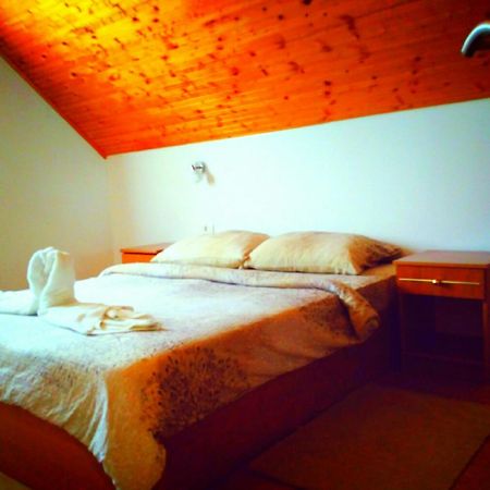 Guest House First Stop Rakovica Ngoại thất bức ảnh