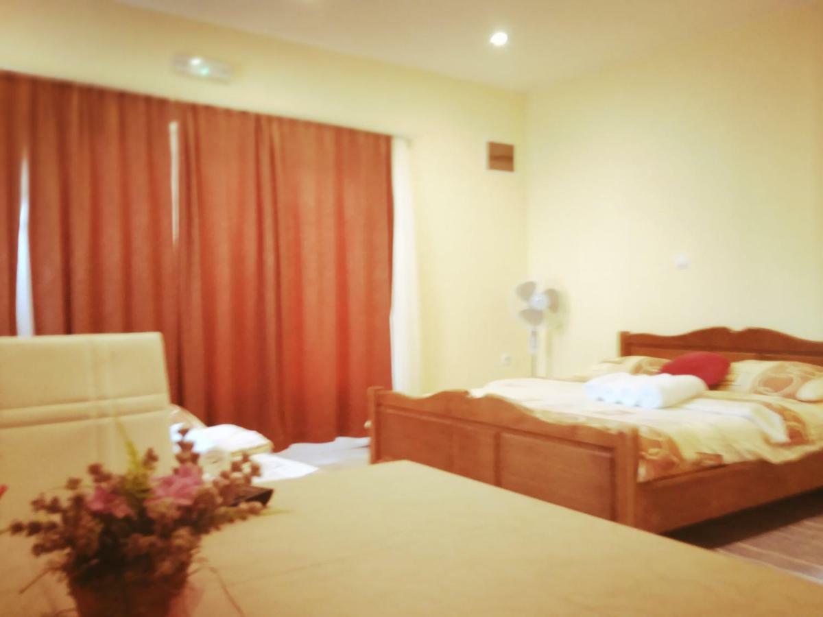 Guest House First Stop Rakovica Ngoại thất bức ảnh